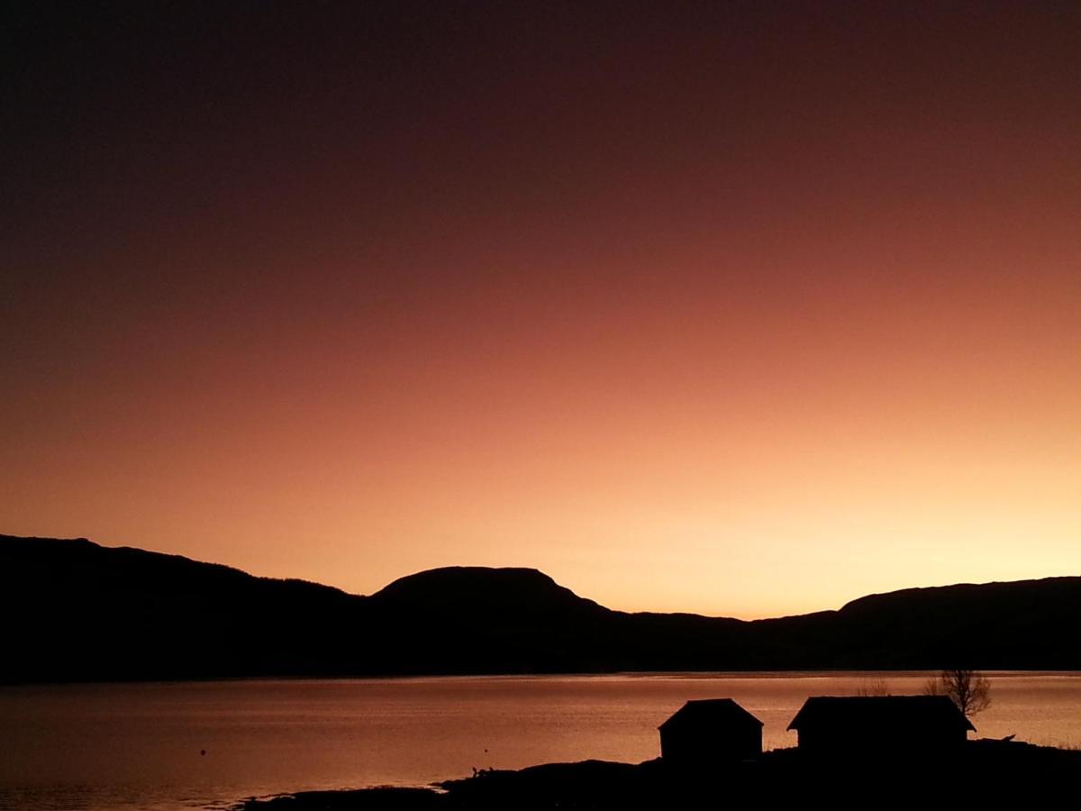 Cabin Magic On Senja, Atmosphere Like A Fairytale Botnhamn Exterior photo
