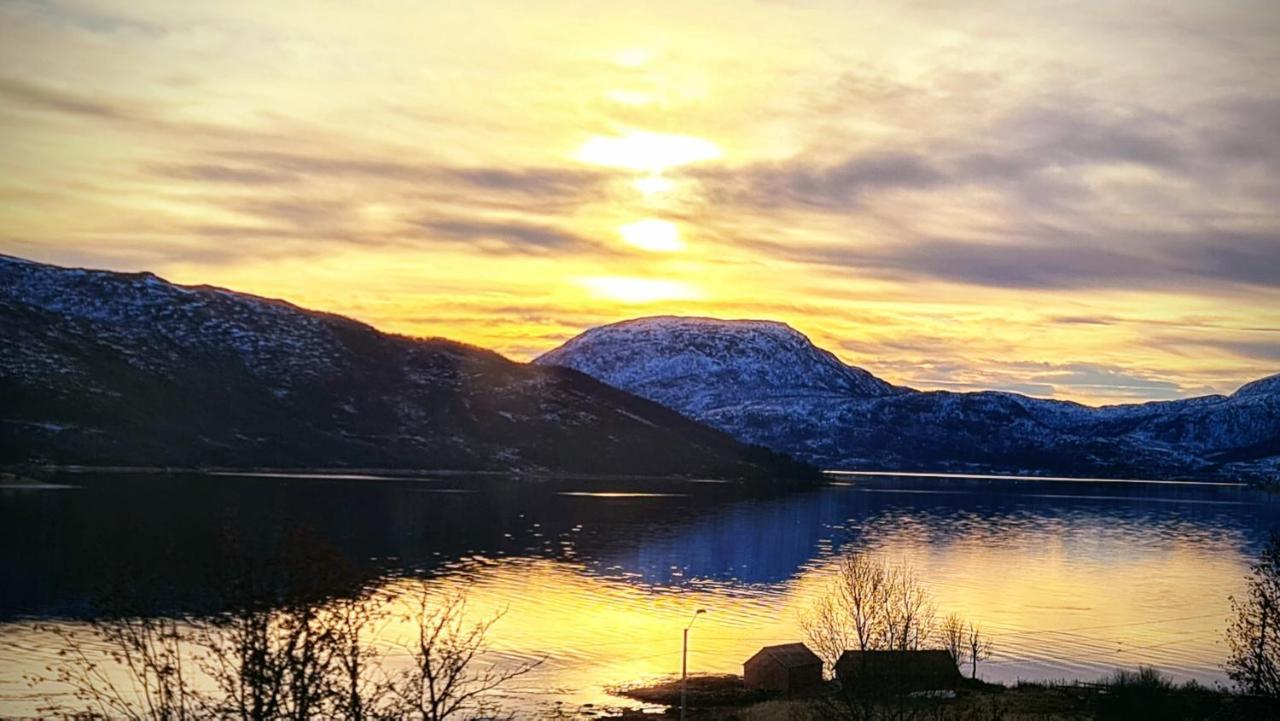 Cabin Magic On Senja, Atmosphere Like A Fairytale Botnhamn Exterior photo