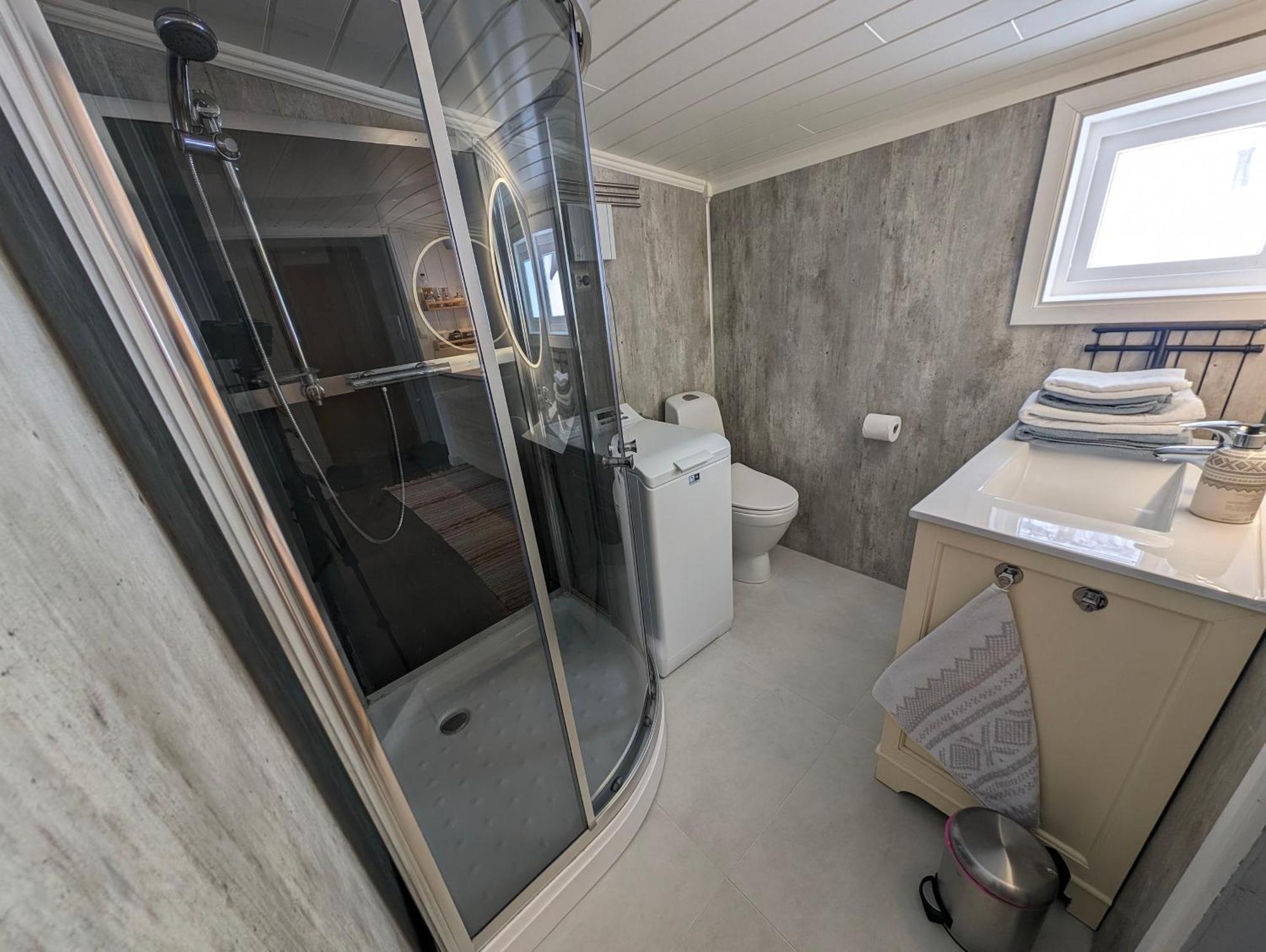 Cabin Magic On Senja, Atmosphere Like A Fairytale Botnhamn Exterior photo